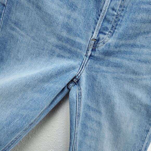 FRANK & EILEEN High Rise Light Wash The Monaghan Mom Crop Jeans - Picture 9 of 16